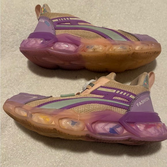 Fashion Kids Girls Lightweight Sneaker Shoes Size 3 - Picture 2 of 5